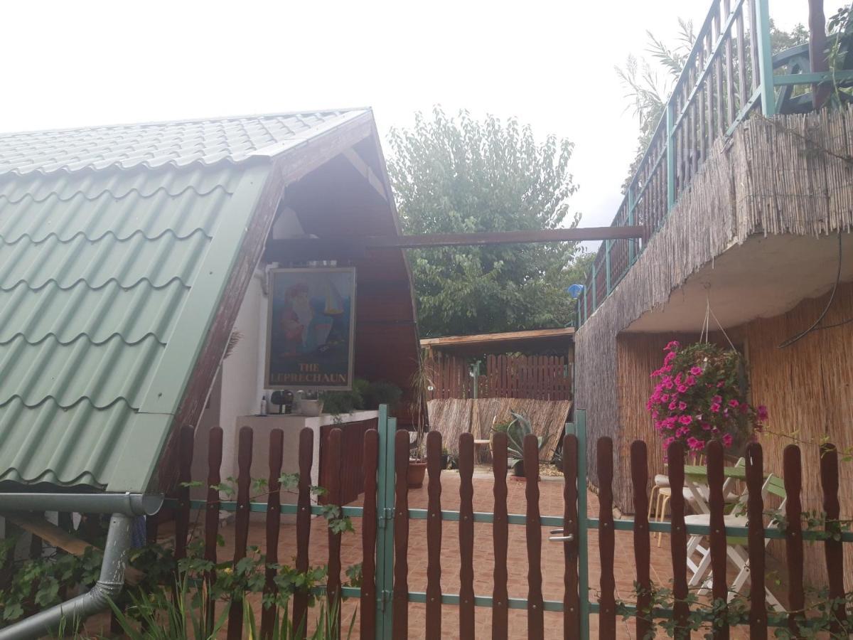 Attila-Apartman Budaörs Exteriör bild