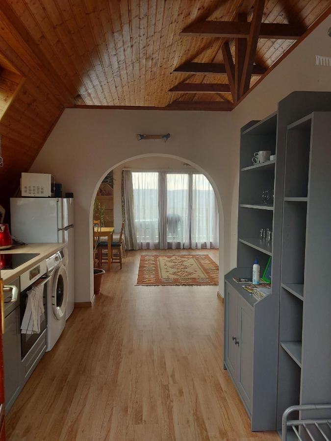 Attila-Apartman Budaörs Exteriör bild