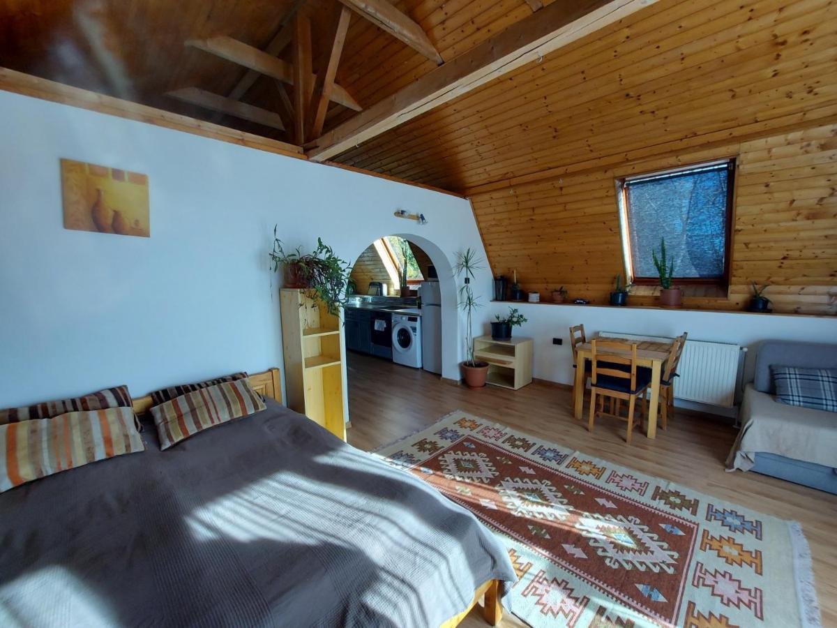 Attila-Apartman Budaörs Exteriör bild
