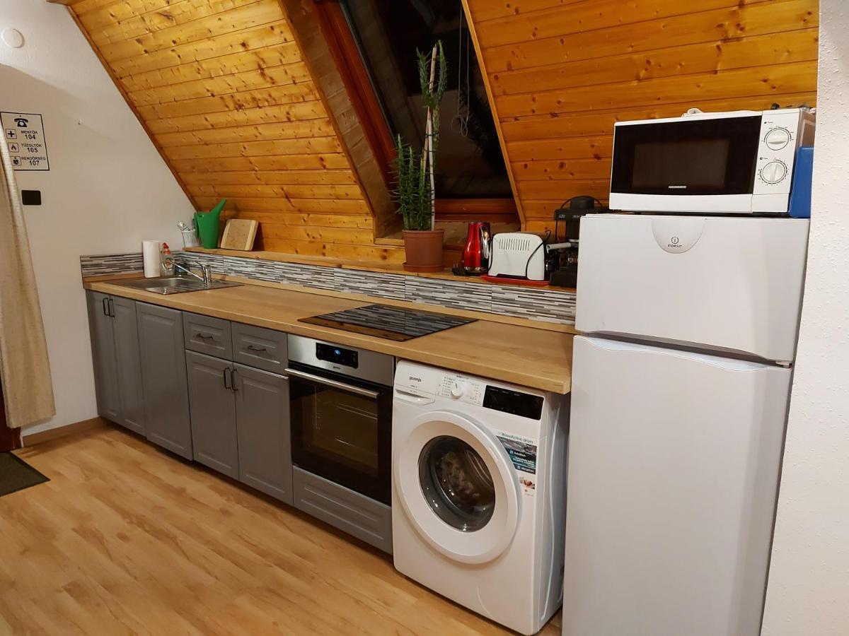 Attila-Apartman Budaörs Exteriör bild