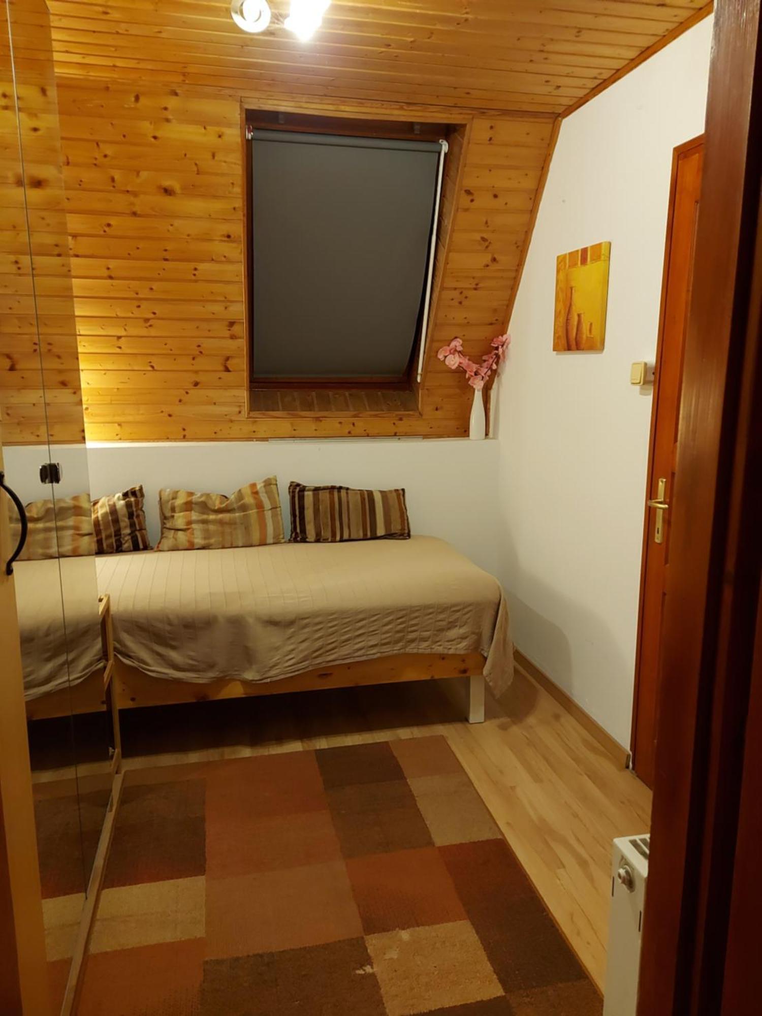 Attila-Apartman Budaörs Exteriör bild